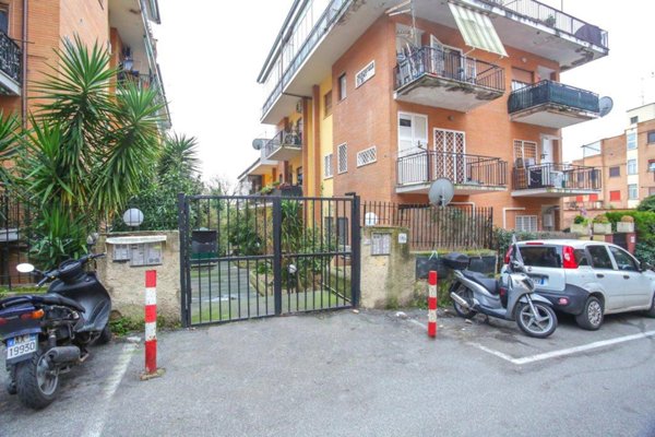 monolocale in vendita a Roma in zona Tomba di Nerone