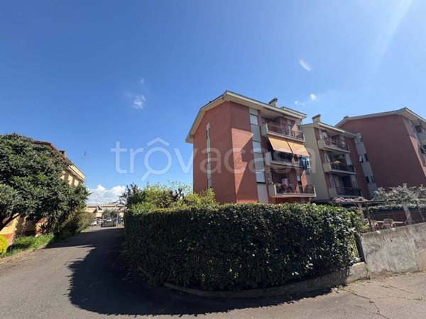 appartamento in vendita a Roma in zona Settecamini