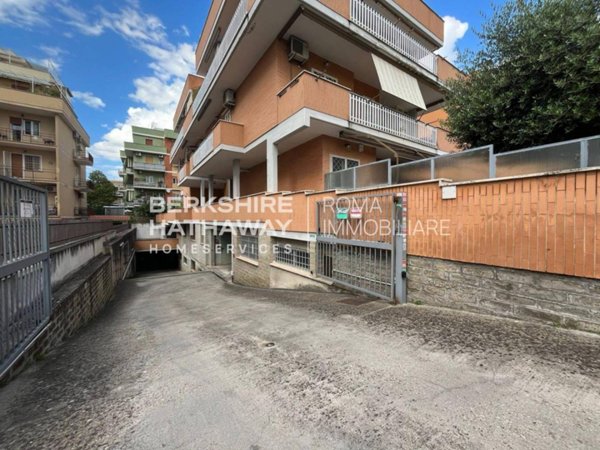 appartamento in vendita a Roma in zona Primavalle