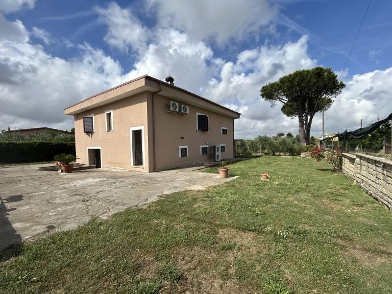 casa indipendente in vendita a Roma in zona Olgiata