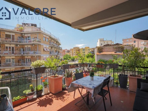 appartamento in vendita a Roma in zona Monte Sacro/Talenti