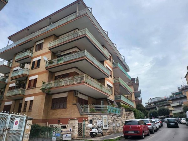 appartamento in vendita a Roma in zona Monte Sacro/Talenti