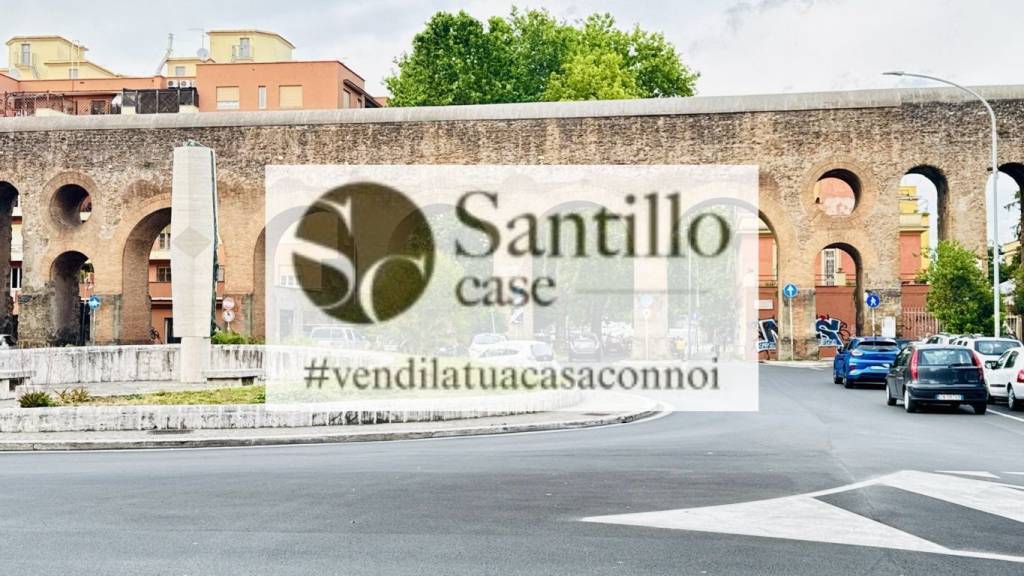appartamento in vendita a Roma in zona Prenestino-Labicano