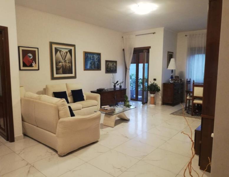 appartamento in vendita a Roma in zona Tuscolano