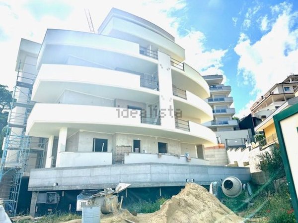 appartamento in vendita a Roma in zona Selva Candida