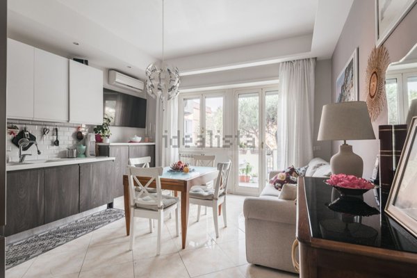 appartamento in vendita a Roma in zona Ostia
