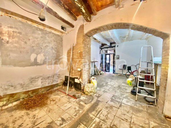 appartamento in vendita a Roma in zona Trastevere