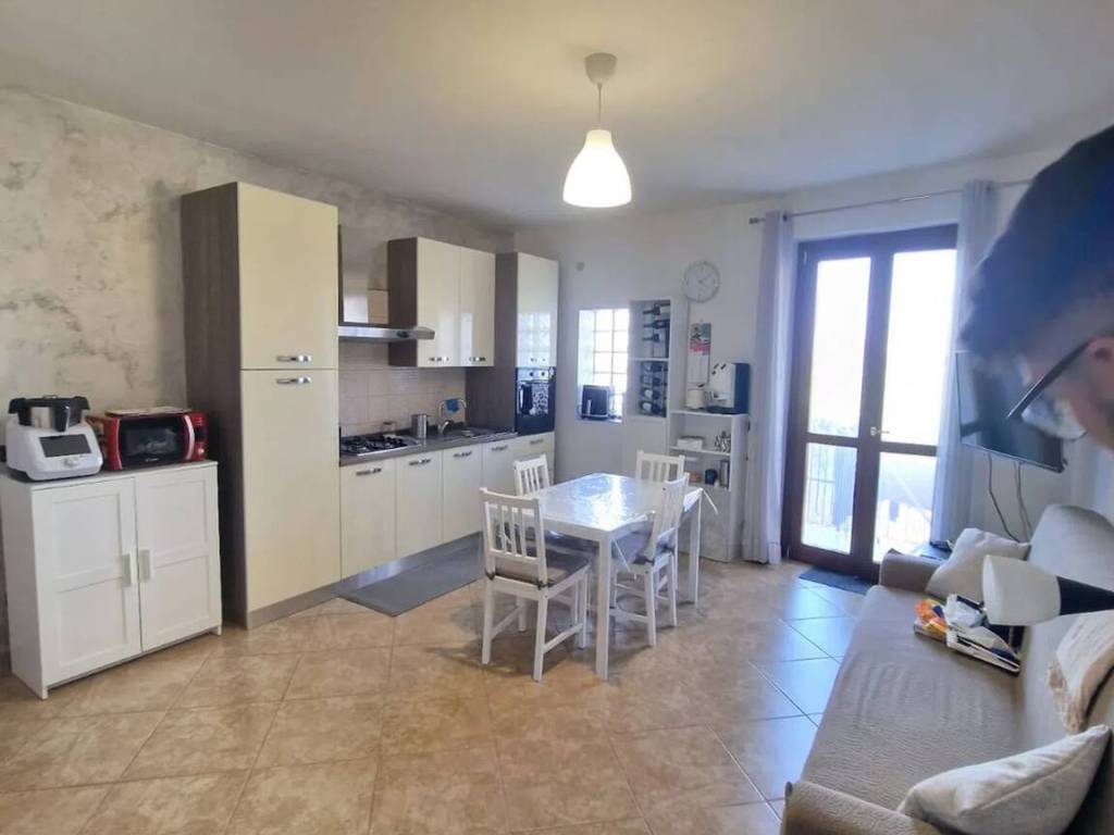 appartamento in vendita a Roma in zona Tor Vergata/Torrenova