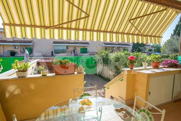 casa indipendente in vendita a Roma in zona Dragona/Bagnoletto