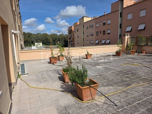 appartamento in vendita a Roma in zona Ardeatino