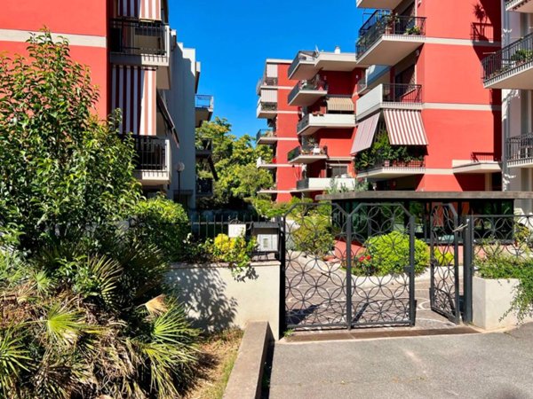 appartamento in vendita a Roma in zona Giuliano Dalmata