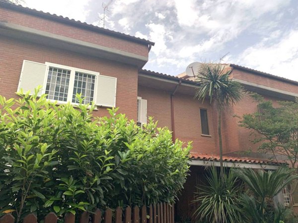 appartamento in vendita a Roma in zona Casalotti