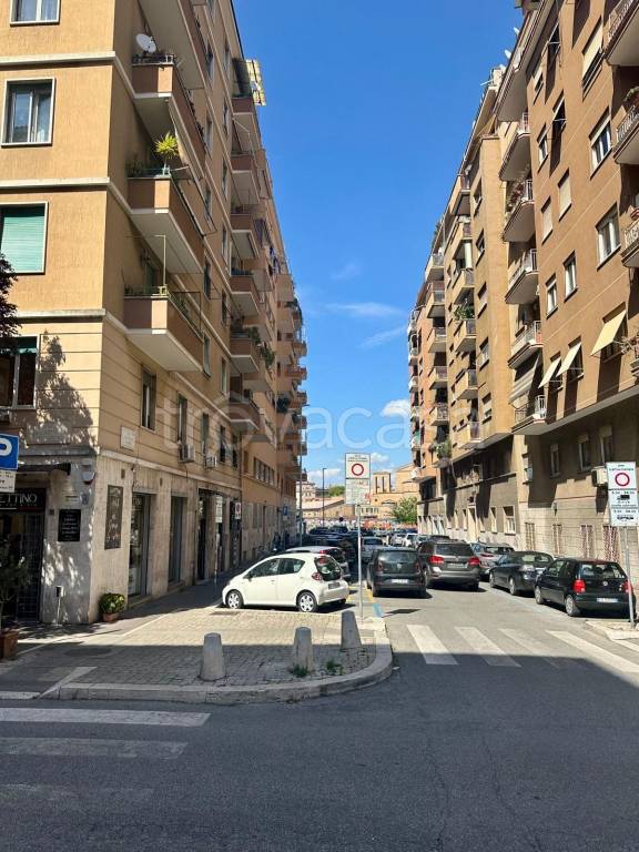 appartamento in vendita a Roma in zona Rione Prati