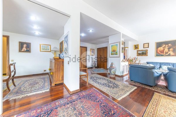 appartamento in vendita a Roma in zona Tor di Quinto