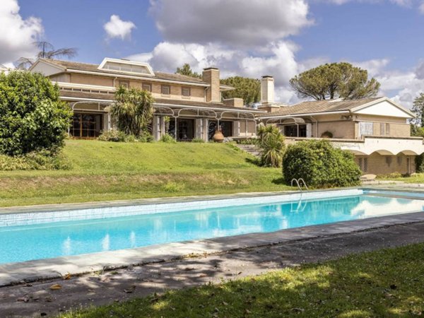 casa indipendente in vendita a Roma
