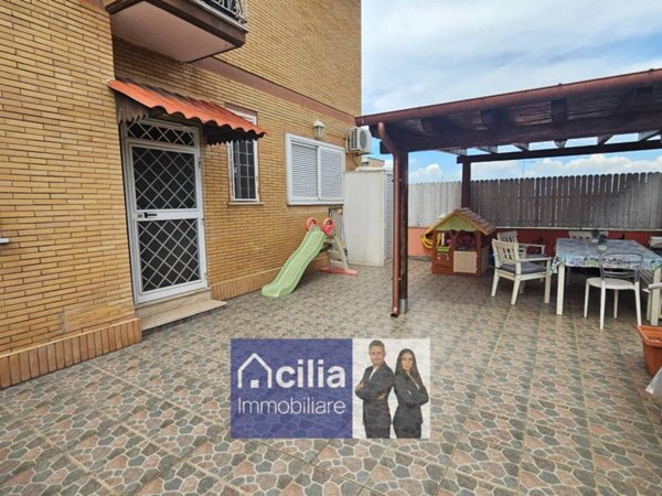 appartamento in vendita a Roma in zona Acilia