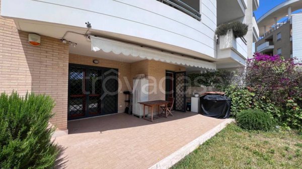 appartamento in vendita a Roma in zona Acilia