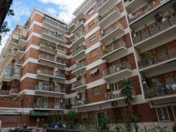 appartamento in vendita a Roma in zona Ponte di Nona