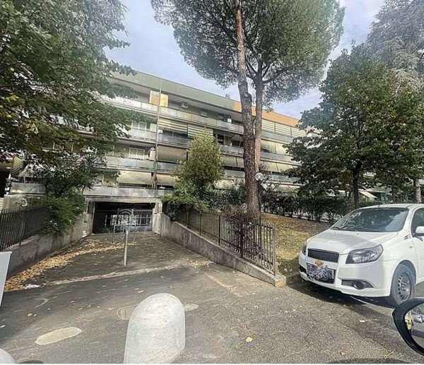 appartamento in vendita a Roma in zona Borghesiana