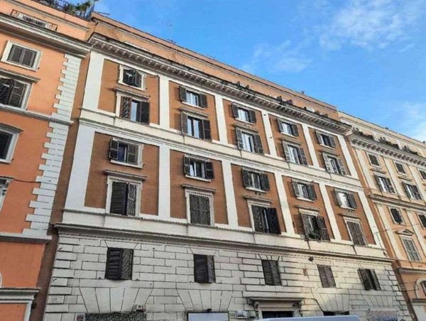 appartamento in vendita a Roma in zona Esquilino