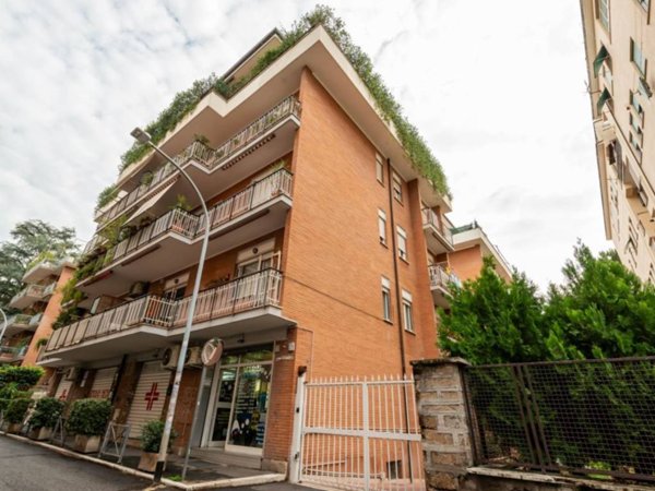 appartamento in vendita a Roma in zona Monte Sacro/Talenti