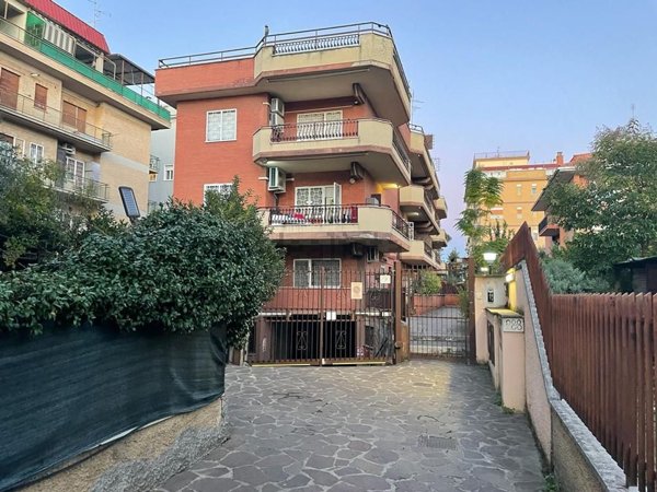 appartamento in vendita a Roma in zona Alessandrino