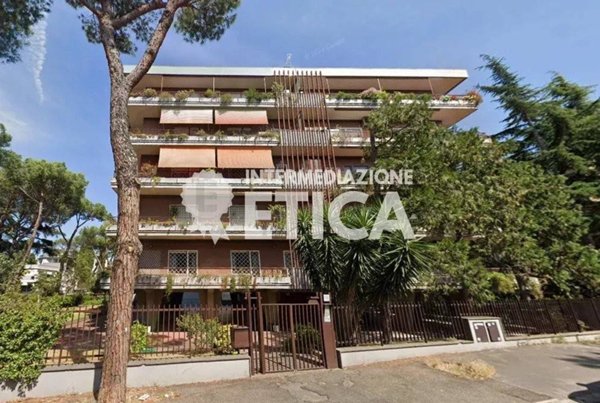 appartamento in vendita a Roma in zona Mostacciano