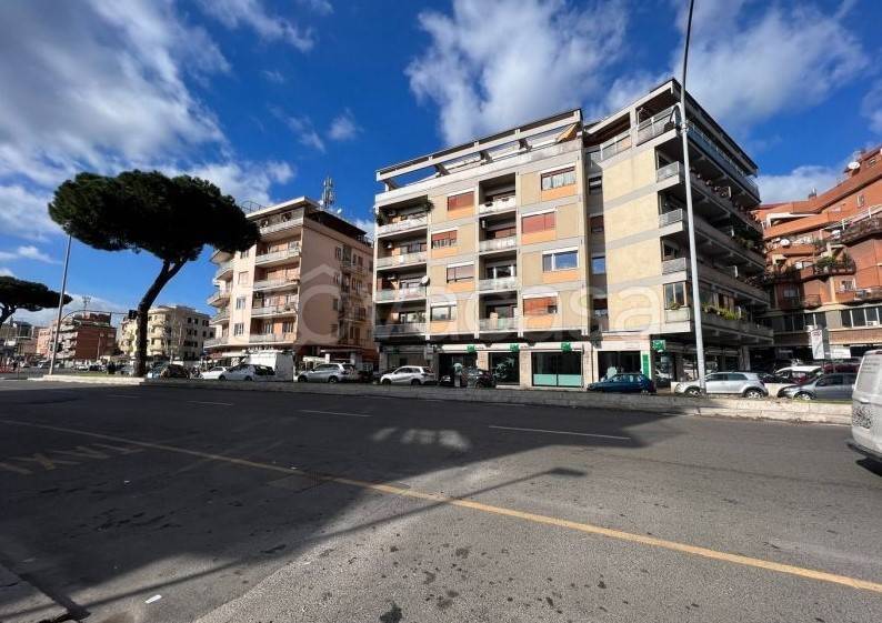 appartamento in vendita a Roma in zona Aurelio