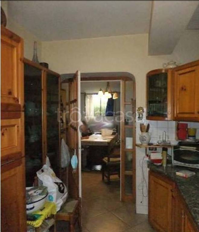 appartamento in vendita a Roma in zona Sette Bagni