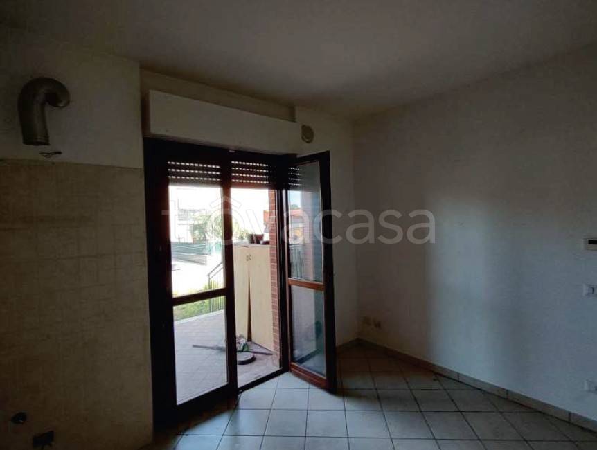 appartamento in vendita a Roma in zona Lunghezza