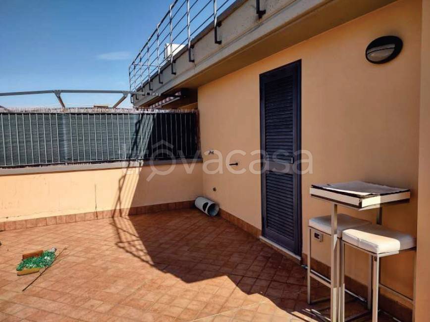 appartamento in vendita a Roma in zona Lunghezza