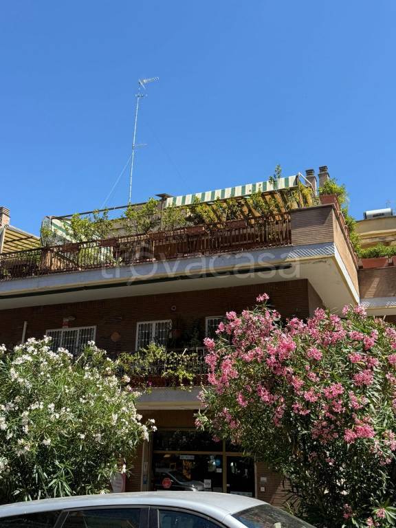 appartamento in vendita a Roma in zona Torrevecchia