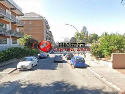 casa indipendente in vendita a Roma
