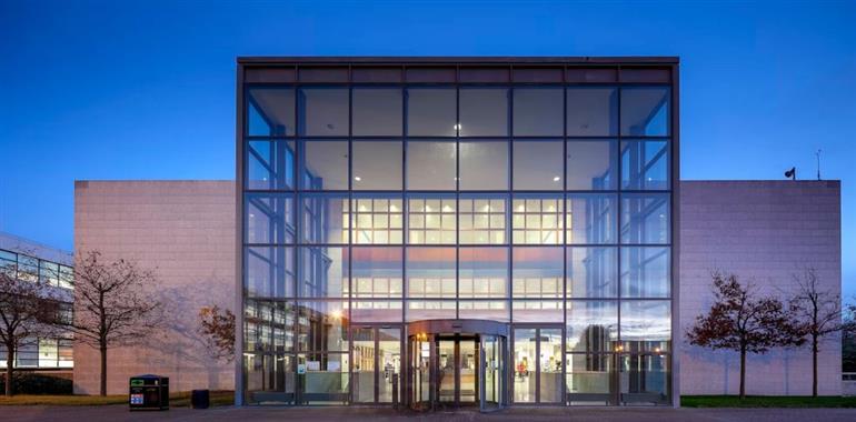 negozio in vendita a Roma in zona Romanina