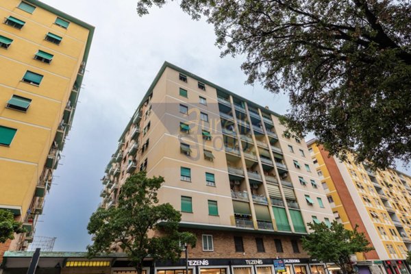 appartamento in vendita a Roma in zona Ostiense