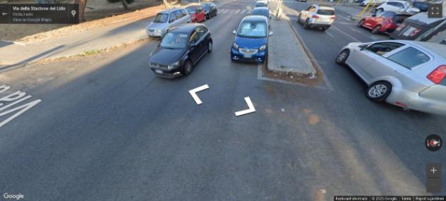 appartamento in vendita a Roma in zona Ostia