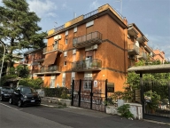 casa indipendente in vendita a Roma in zona Giuliano Dalmata