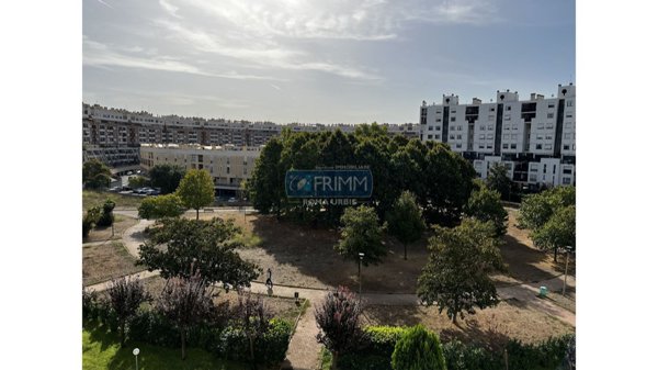 appartamento in vendita a Roma in zona Ardeatino
