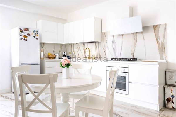 appartamento in vendita a Roma in zona Castelverde