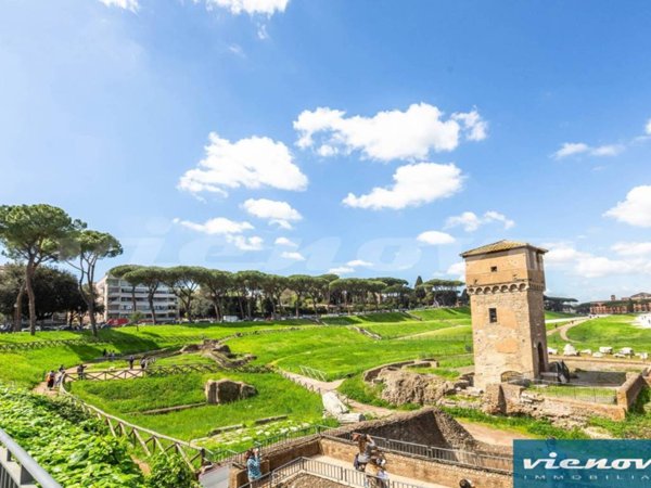 appartamento in vendita a Roma in zona San Saba - Ripa