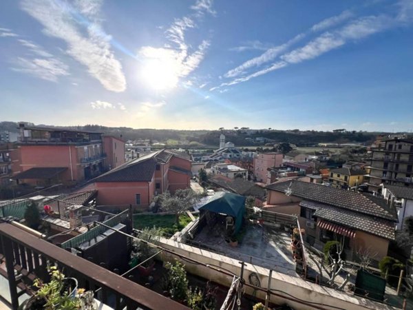 appartamento in vendita a Roma in zona Prima Porta