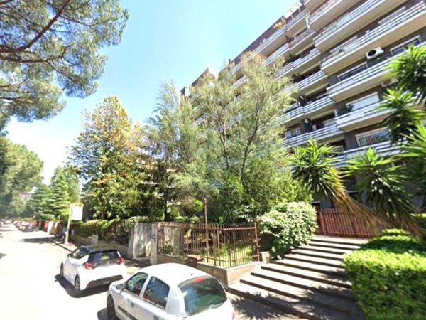 appartamento in vendita a Roma in zona Ardeatino