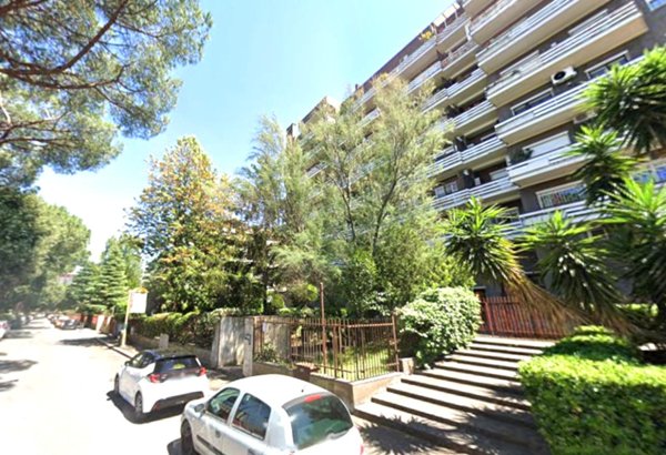 appartamento in vendita a Roma in zona Ardeatino