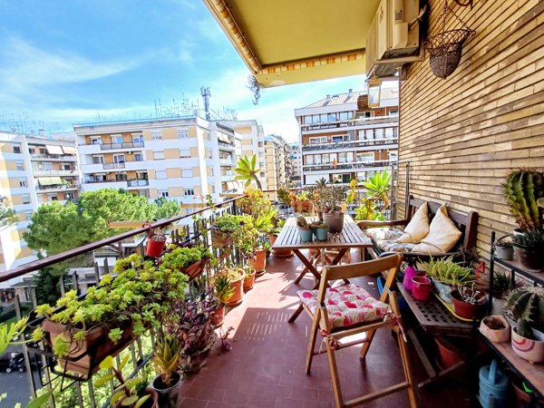 appartamento in vendita a Roma in zona Gianicolense