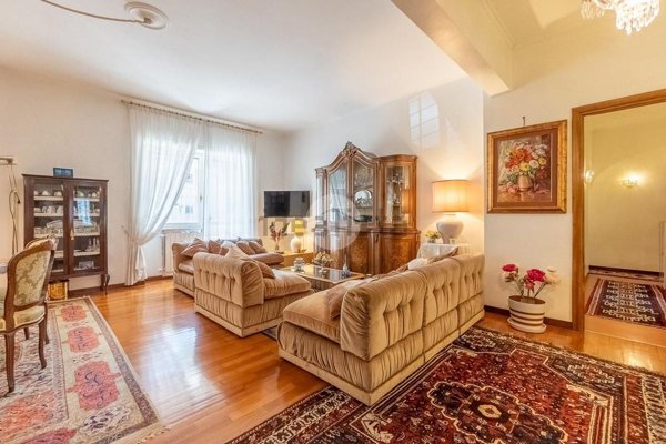 appartamento in vendita a Roma in zona Tor di Quinto