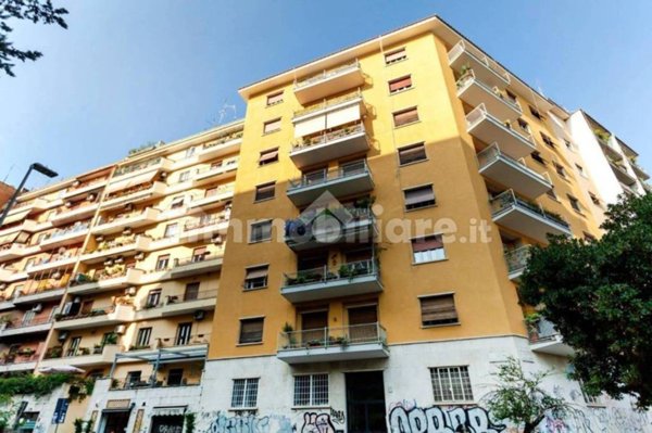 casa indipendente in vendita a Roma