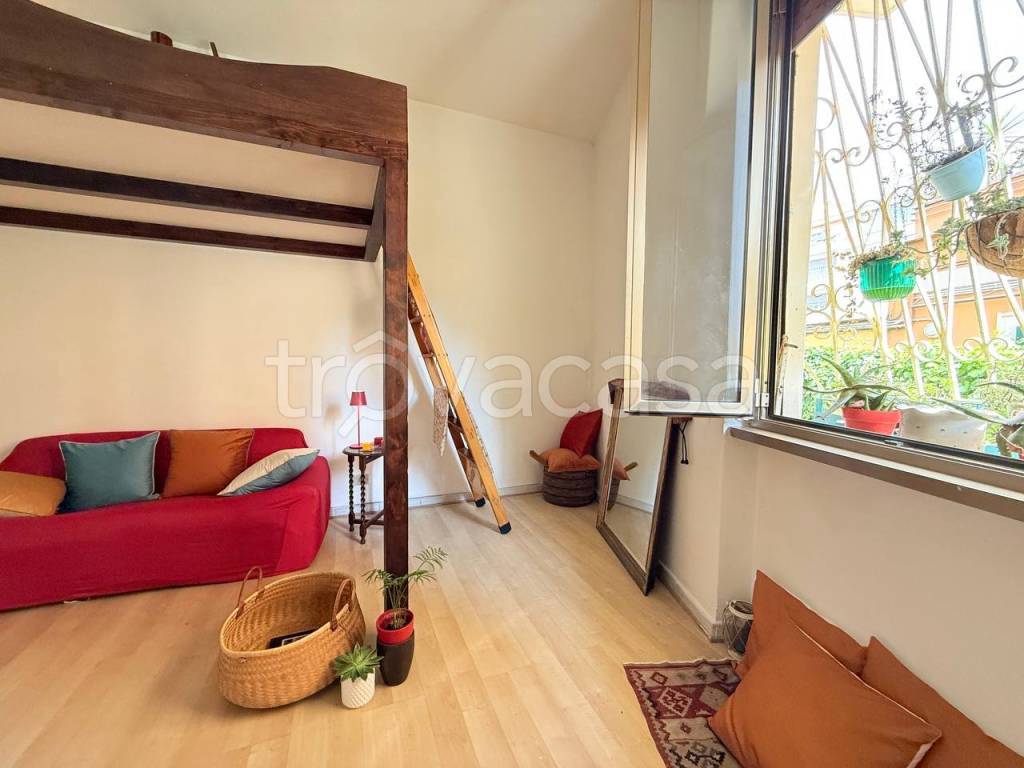 appartamento in vendita a Roma in zona Gianicolense