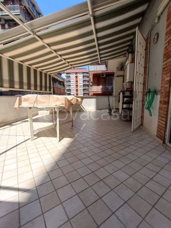 appartamento in vendita a Roma in zona Appio Claudio