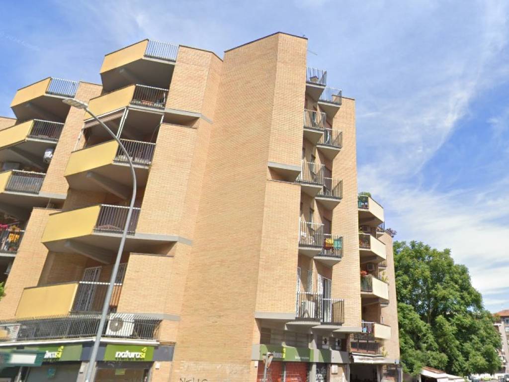 negozio in vendita a Roma in zona EUR