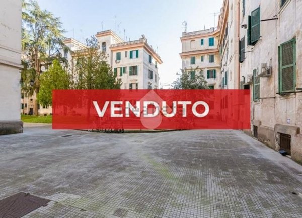 appartamento in vendita a Roma in zona Testaccio